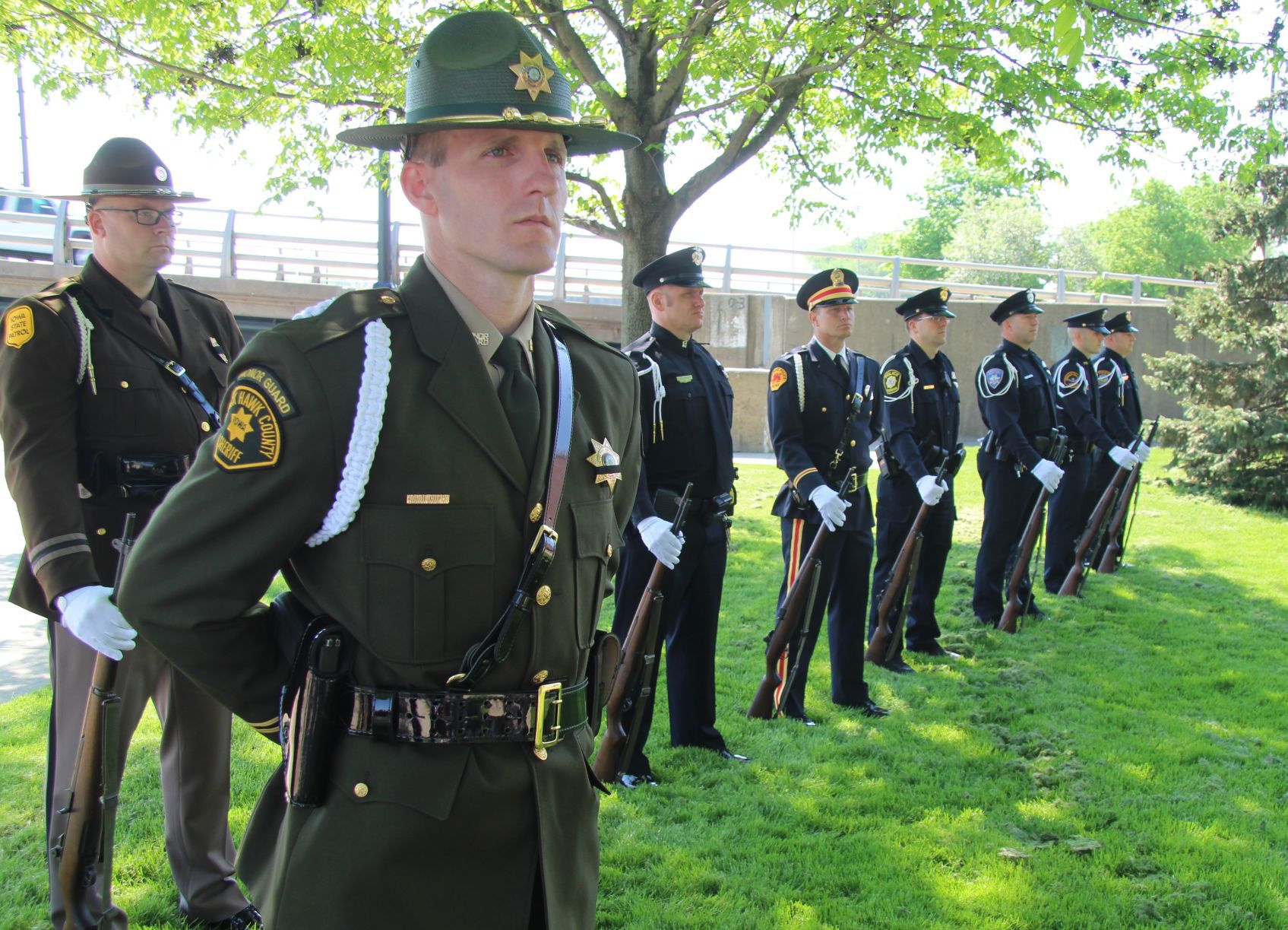 051618jr-officer-memorial-5